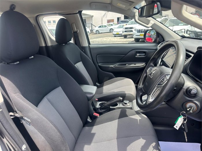 2019 MITSUBISHI TRITON GLX PLUS (4x4)