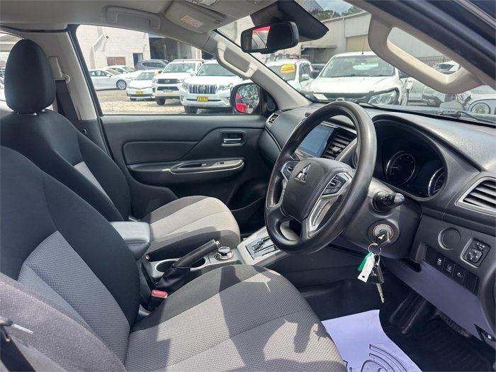 2019 MITSUBISHI TRITON GLX PLUS (4x4)