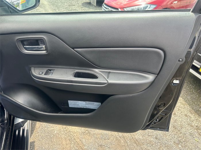 2019 MITSUBISHI TRITON GLX PLUS (4x4)