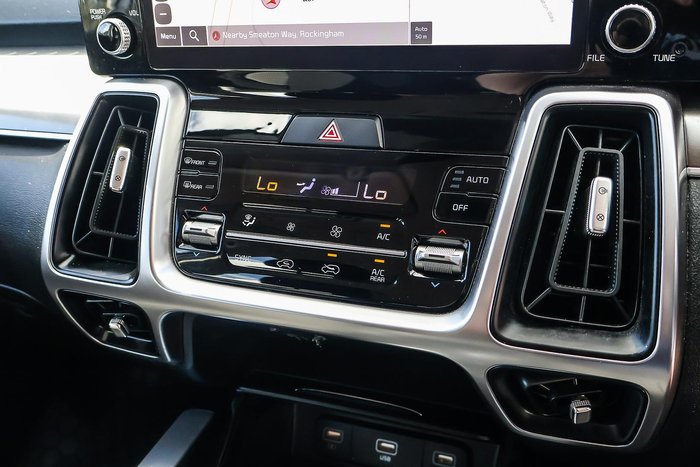 2022 Kia Sorento Sport