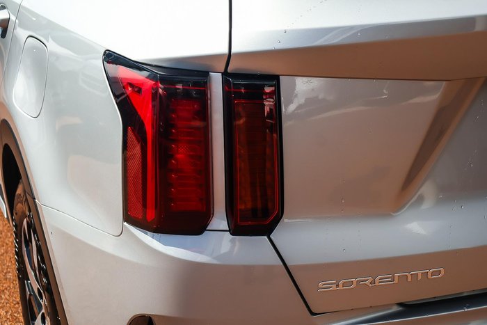 2022 Kia Sorento Sport