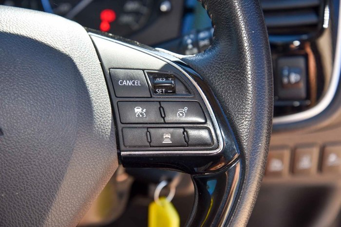 2021 Mitsubishi Outlander ES