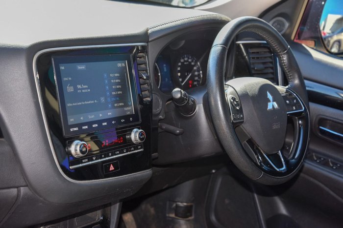 2021 Mitsubishi Outlander ES