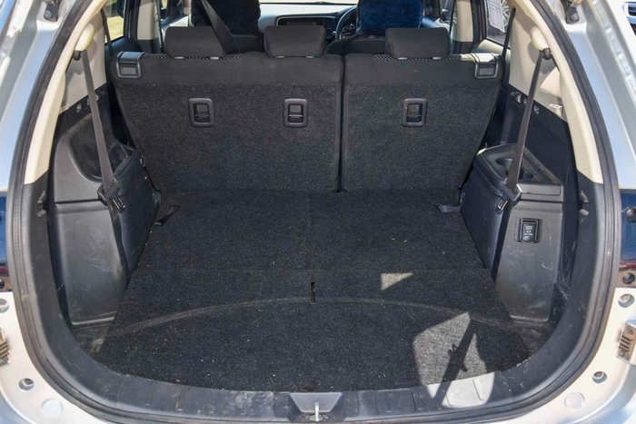 2021 Mitsubishi Outlander ES