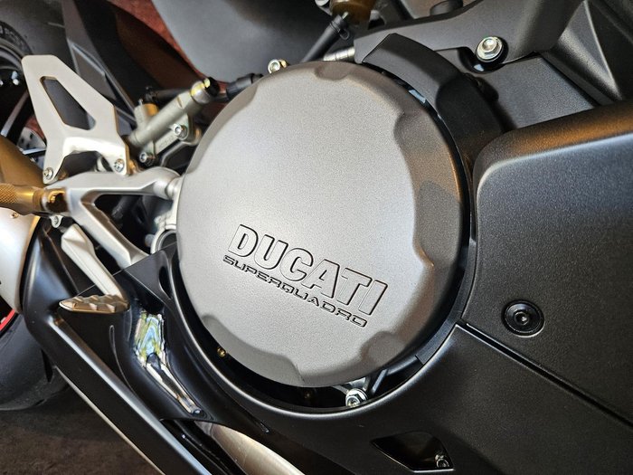 2024 Ducati Panigale V2 Panigale Black
