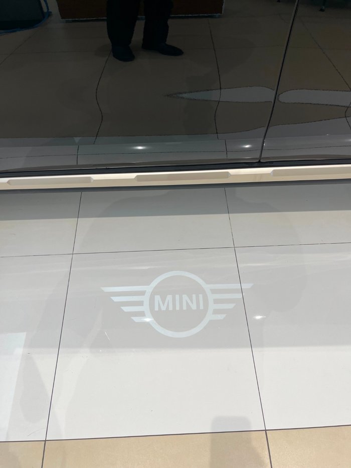 2024 MINI Countryman SE Favoured