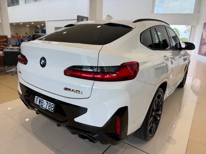 2025 BMW X4 M40i