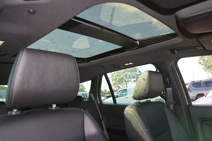 2020 Ford Everest Titanium