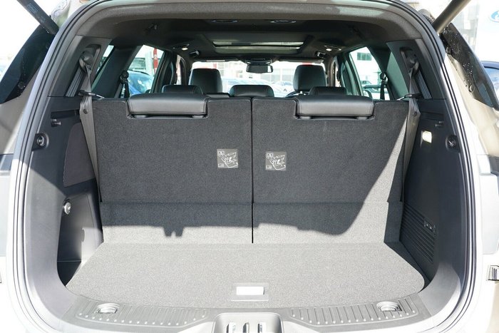 2020 Ford Everest Titanium