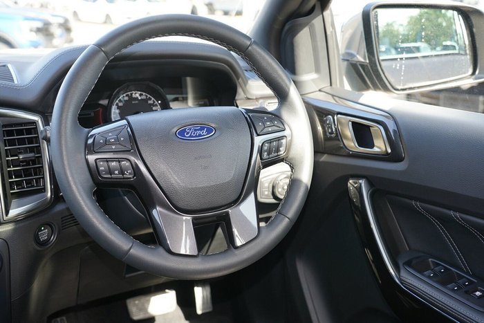 2020 Ford Everest Titanium