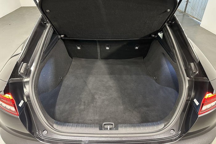 2023 Kia Stinger 330S