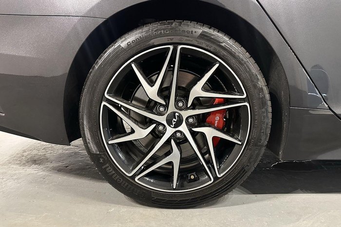 2023 Kia Stinger 330S