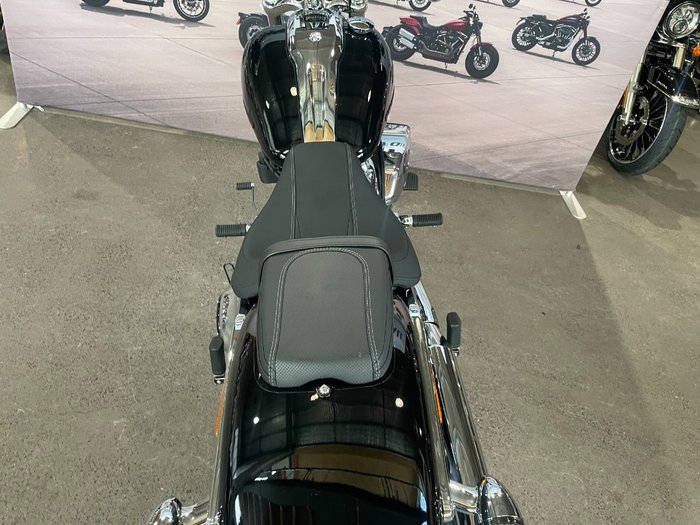 2025 Harley-davidson FXBR BREAKOUT (117) Vivid Black