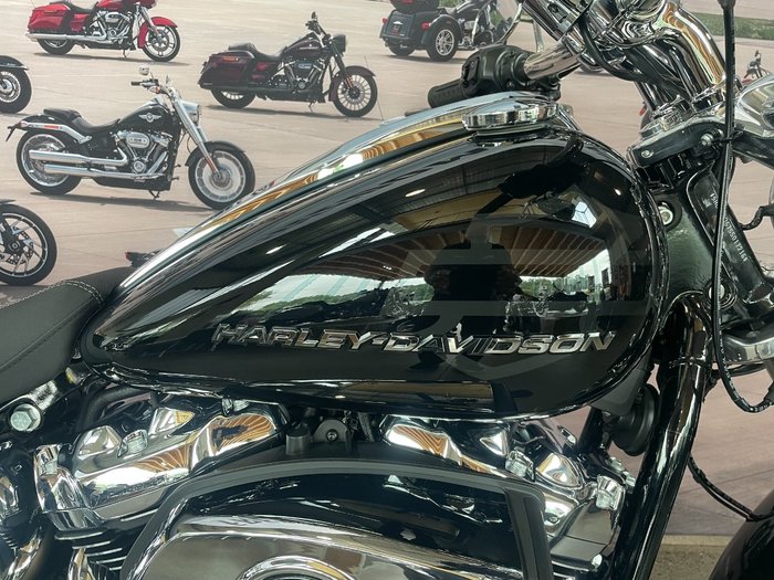 2025 Harley-davidson FXBR BREAKOUT (117) Vivid Black