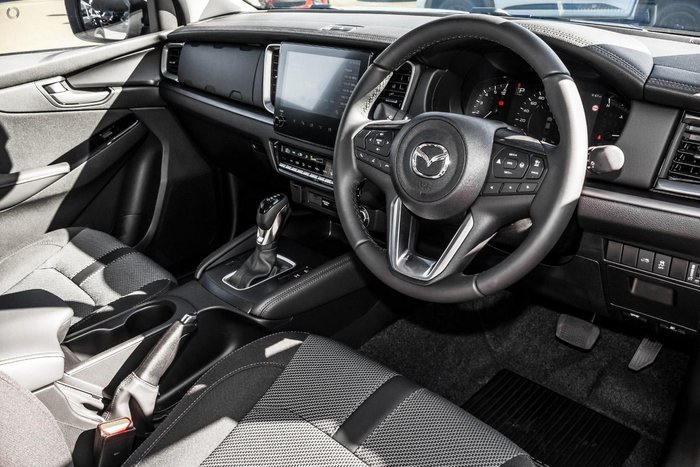 2025 Mazda BT-50 XTR