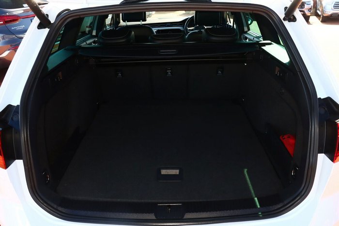 2022 Volkswagen Passat 162TSI Elegance