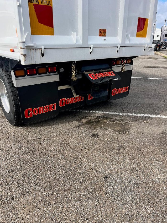 2024 Freightliner Cascadia 116 Tipper White
