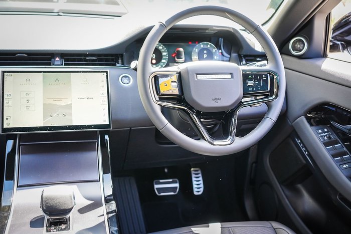 2025 Land Rover Range Rover Evoque P250 Dynamic SE