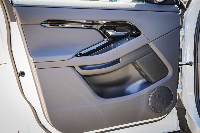 2025 Land Rover Range Rover Evoque P250 Dynamic SE