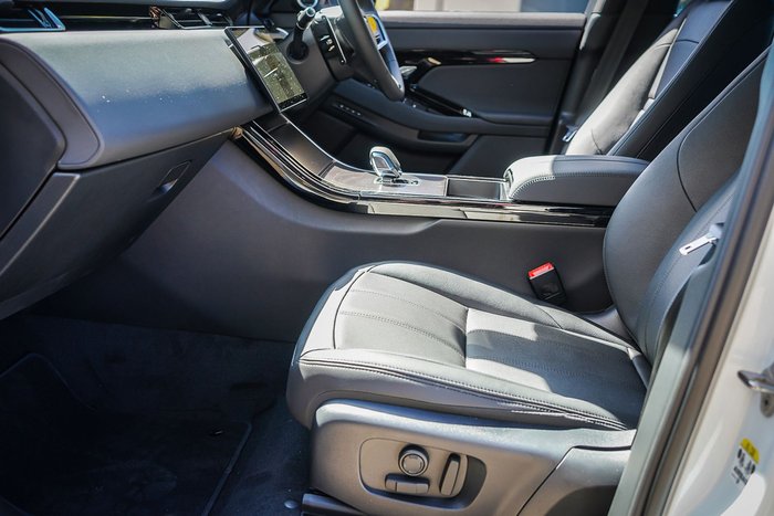 2025 Land Rover Range Rover Evoque P250 Dynamic SE
