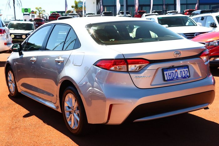 2020 Toyota Corolla Ascent Sport