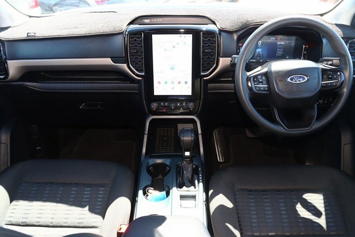 2022 Ford Everest Ambiente