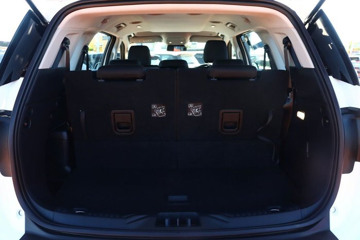 2022 Ford Everest Ambiente