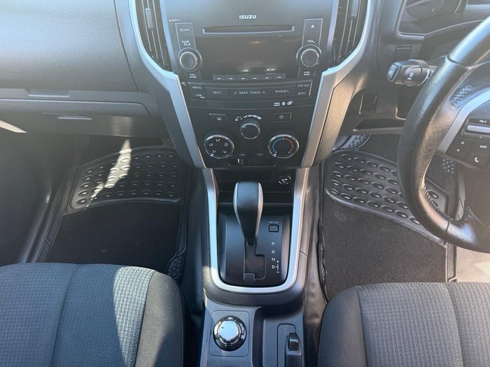 2014 Isuzu D-MAX LS-M