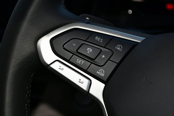 2025 Volkswagen Multivan TDI360 Life