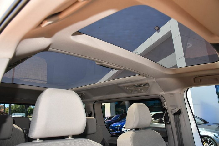 2025 Volkswagen Multivan TDI360 Life