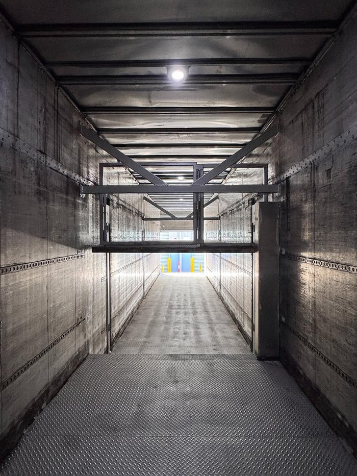 2007 Barker 14.6M Drop Deck/ Hydraulic Mezzanine, Tail Gate 4.6M 