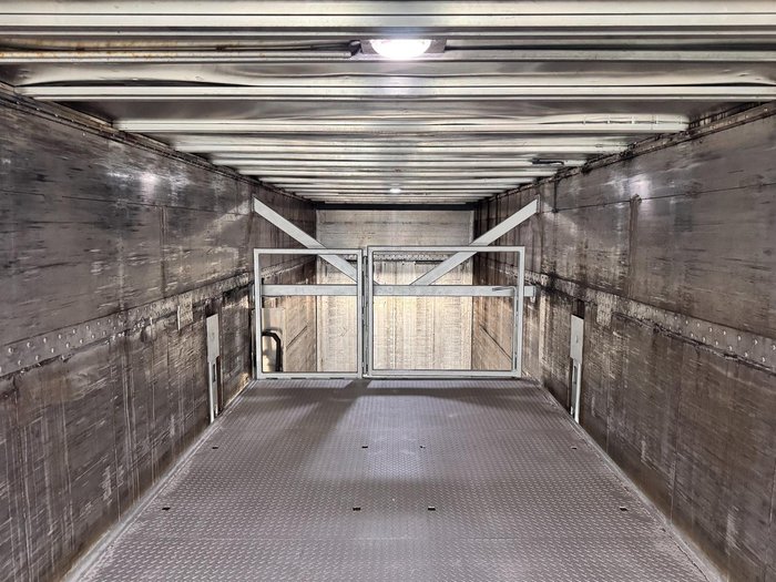 2007 Barker 14.6M Drop Deck/ Hydraulic Mezzanine, Tail Gate 4.6M 