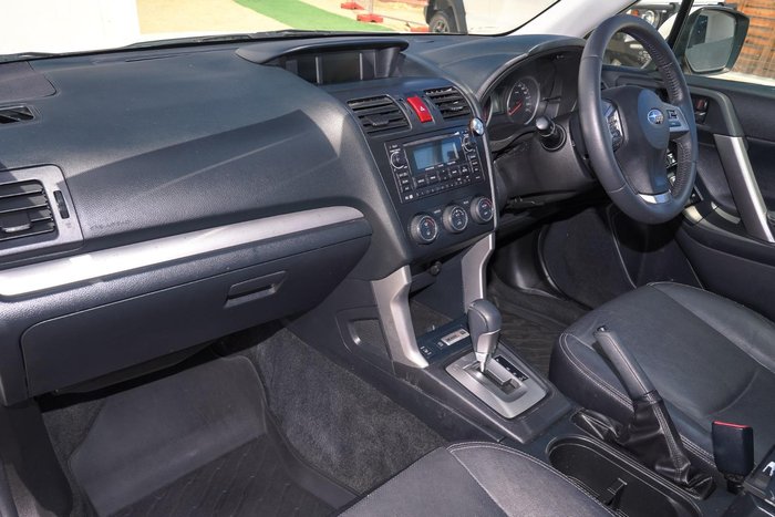 2014 Subaru Forester 2.5i