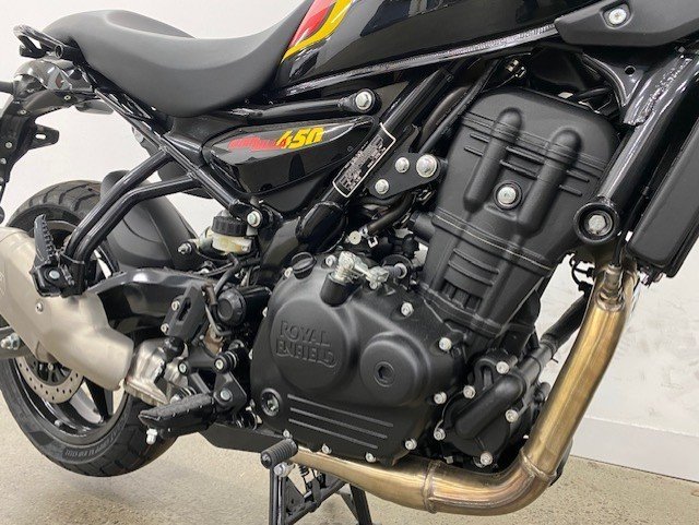 2024 Royal Enfield 2024 Royal Enfield 450CC Guerrilla 450 Yellow Ribbon