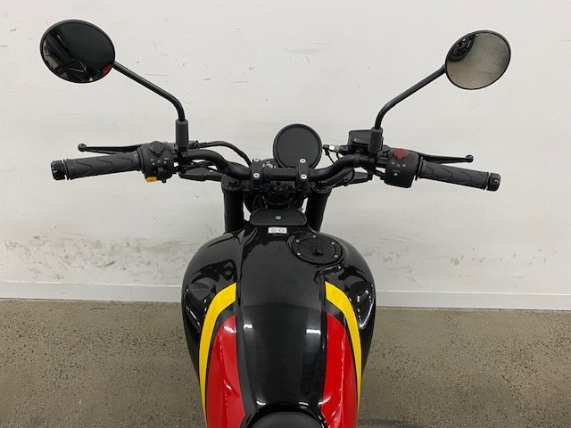 2024 Royal Enfield 2024 Royal Enfield 450CC Guerrilla 450 Yellow Ribbon