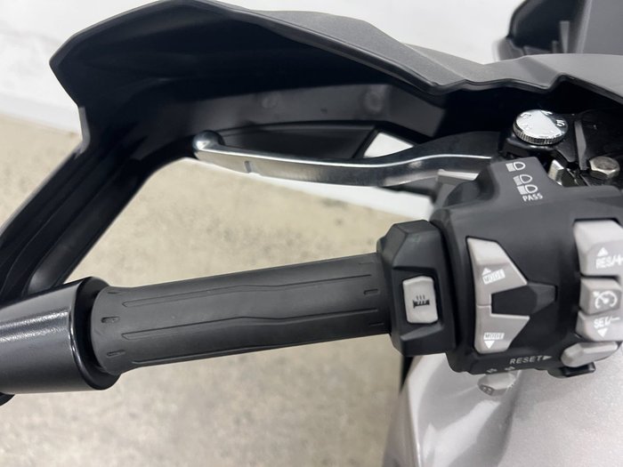 2025 Kawasaki VERSYS 1100 S Grey