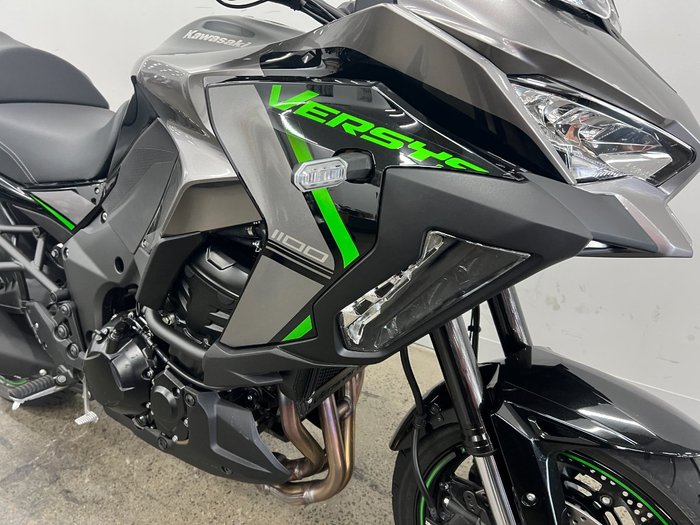 2025 Kawasaki VERSYS 1100 S Grey