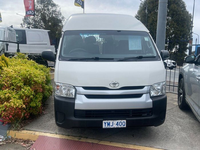 2017 Toyota Hiace Commuter