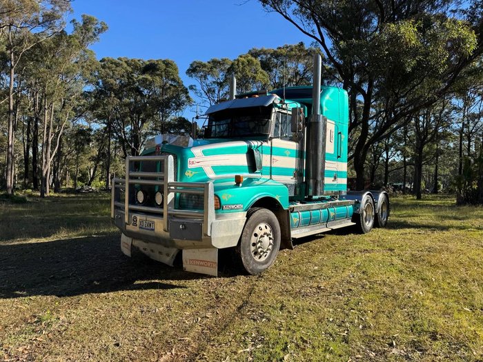 1996 Kenworth T601 T601 Green