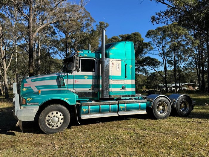 1996 Kenworth T601 T601 Green