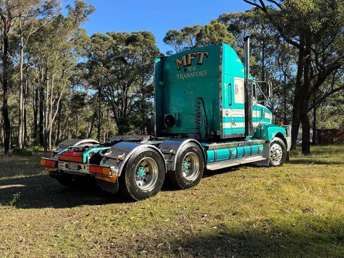 1996 Kenworth T601 T601 Green