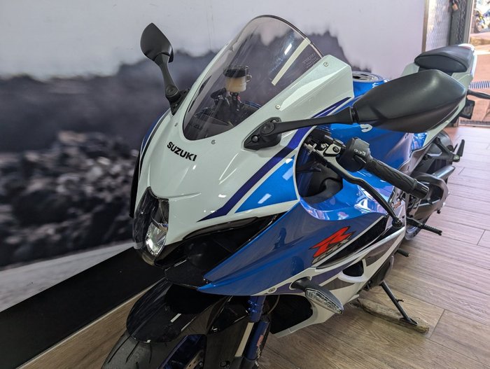 2023 Suzuki GSX-R1000R BLUE