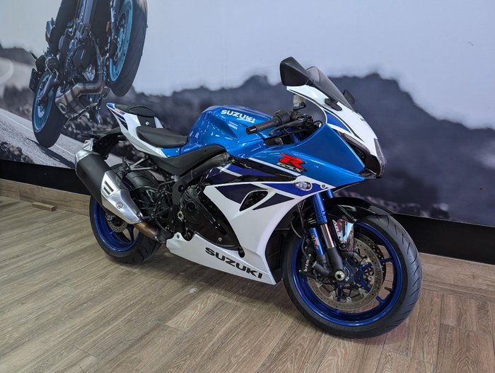 2023 Suzuki GSX-R1000R BLUE
