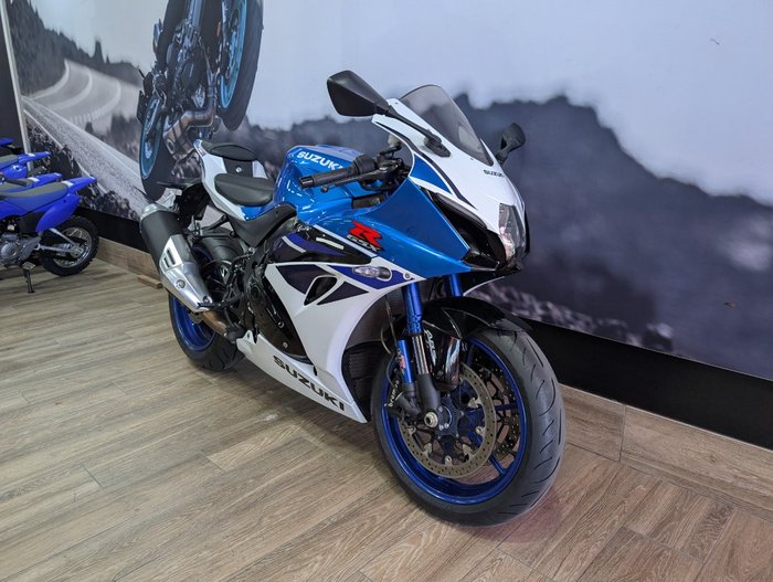 2023 Suzuki GSX-R1000R BLUE
