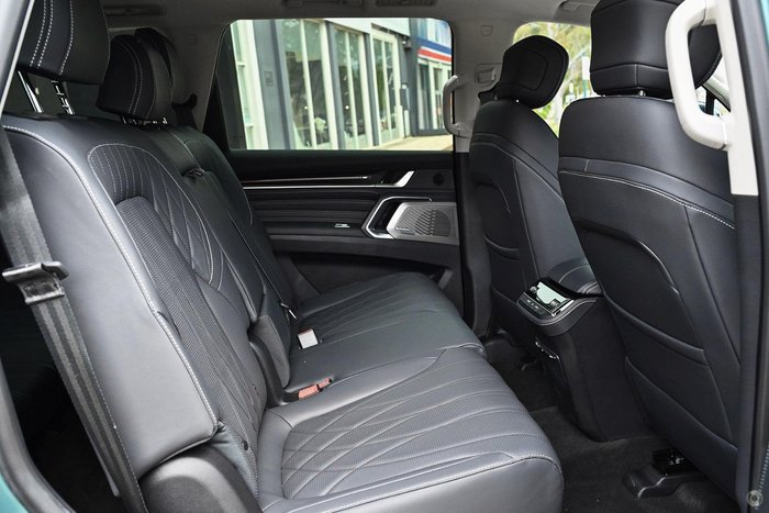 2025 LDV D90 Executive SV9A MY25 Spruce Green