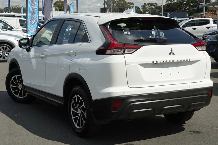 2023 Mitsubishi Eclipse Cross ES