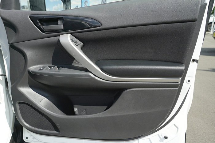 2023 Mitsubishi Eclipse Cross ES