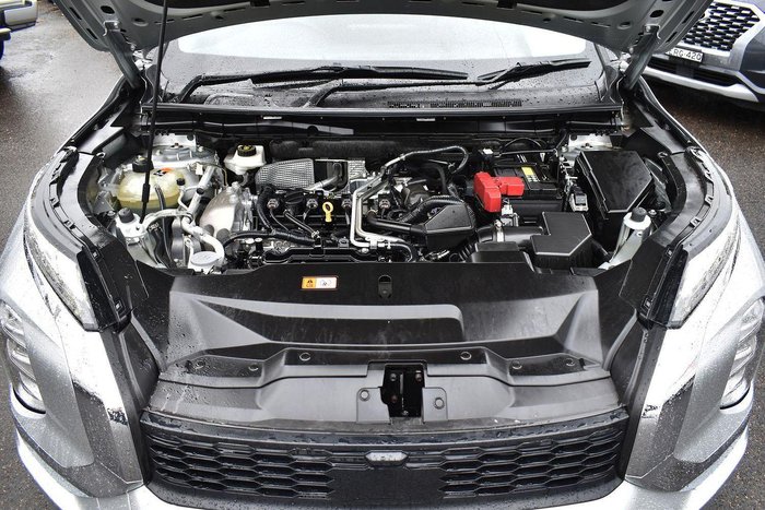 2023 Mitsubishi Outlander ES