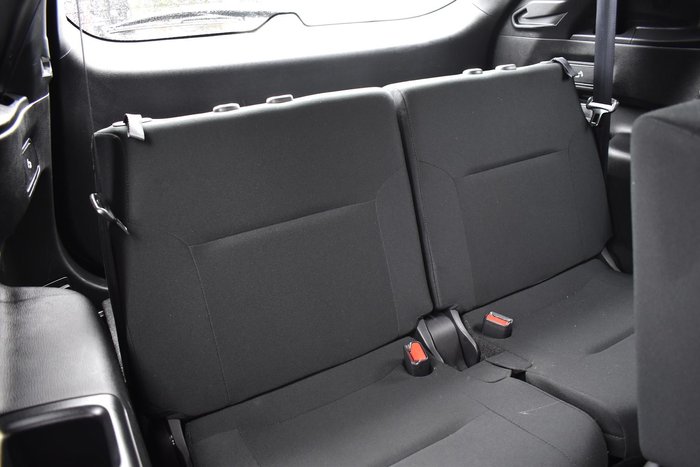 2023 Mitsubishi Outlander ES