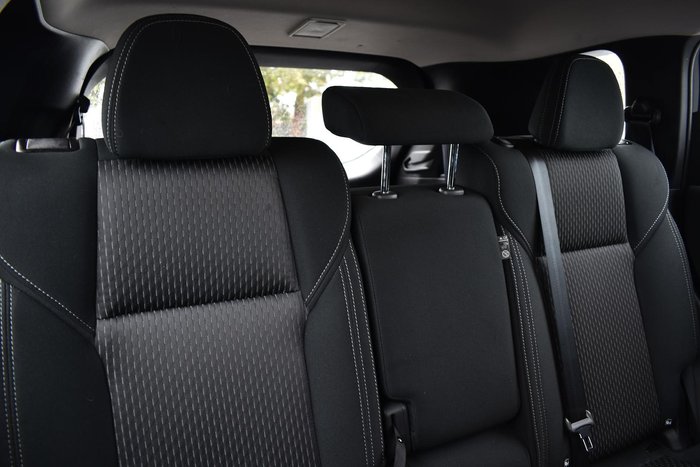 2023 Mitsubishi Outlander ES ZM MY23 White